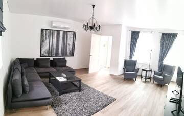 Фото номера Апартаменты - 1-й этаж Апартаменты Laurentroom Central Park г. Укмерге 34